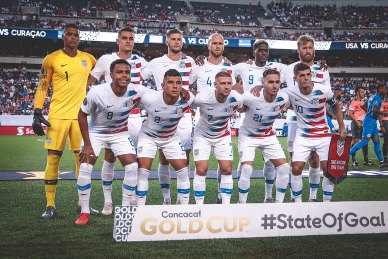 Sem soberania e várias chances perdidas, Estados Unidos vencem mais uma na Gold Cup