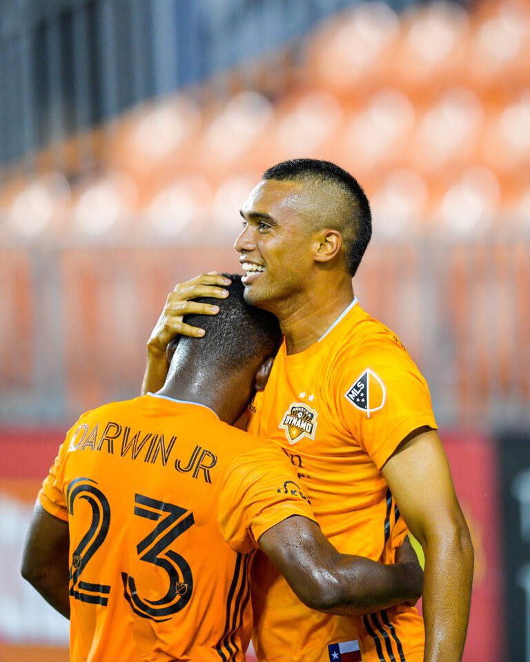 Atacante do Dynamo de saída pro futebol mexicano