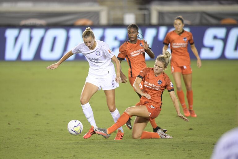 Houston Dash enfrenta o Orlando Pride em jogo que pode decidir o título da Fall Series