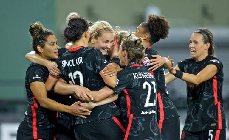 Portland Thorns enfrenta o Utah Royals em busca da terceira vitória