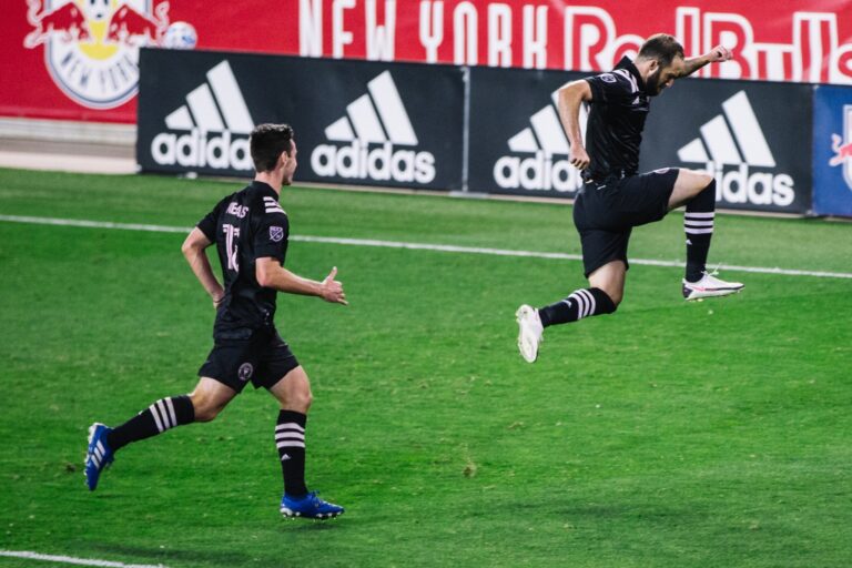 Gonzalo Higuaín decide e Inter Miami vence Red Bulls fora de casa