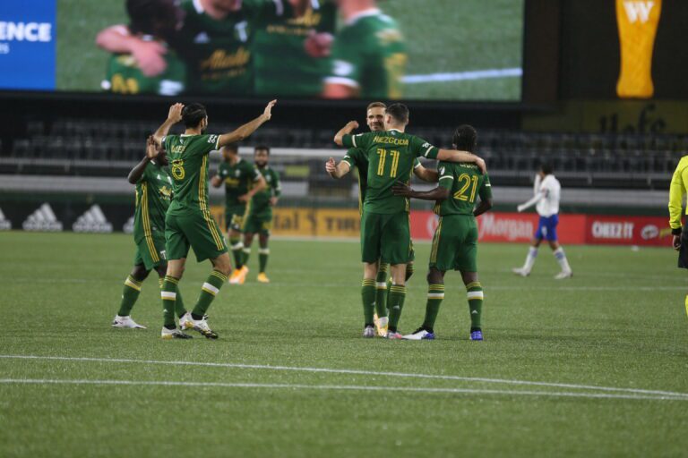 Depois de primeiro tempo sonolento, Portland Timbers acorda na etapa final e goleia o San Jose Earthquakes