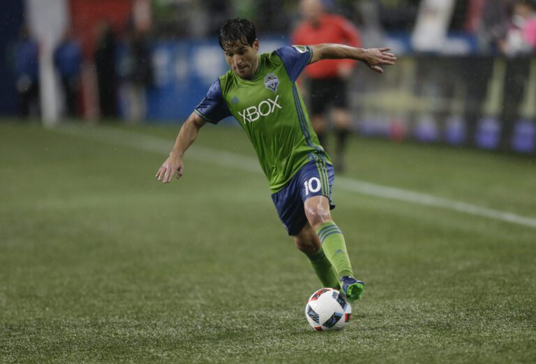 Nicolas Lodeiro pode deixar o Seattle Sounders