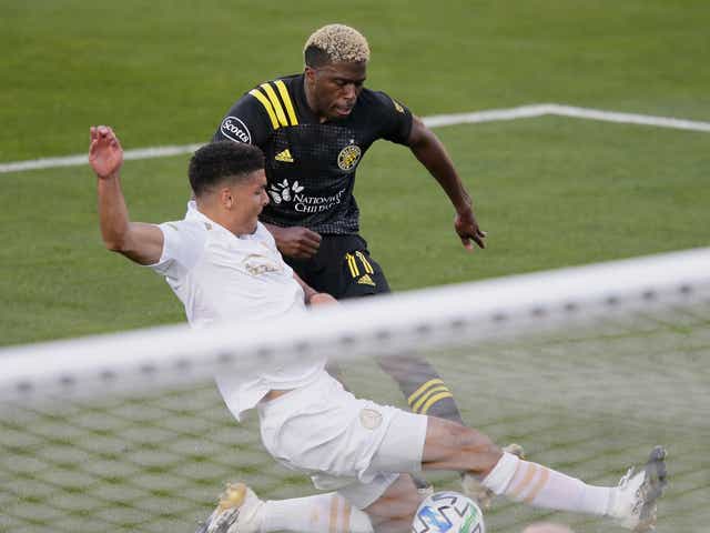 Em jogo frenético, Columbus Crew vence, garante vaga no top-3 da Conferência Leste e Atlanta United é eliminado