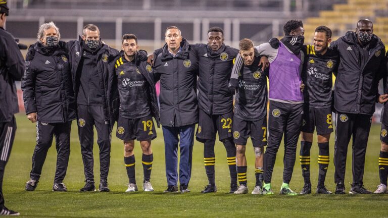 Columbus Crew trata com cautela avanço para próxima fase