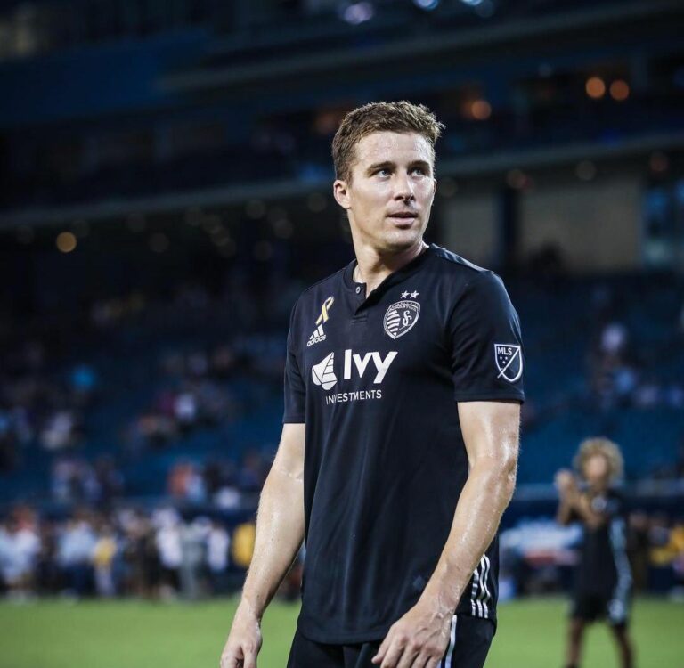 Austin FC contrata capitão do Sporting Kansas City