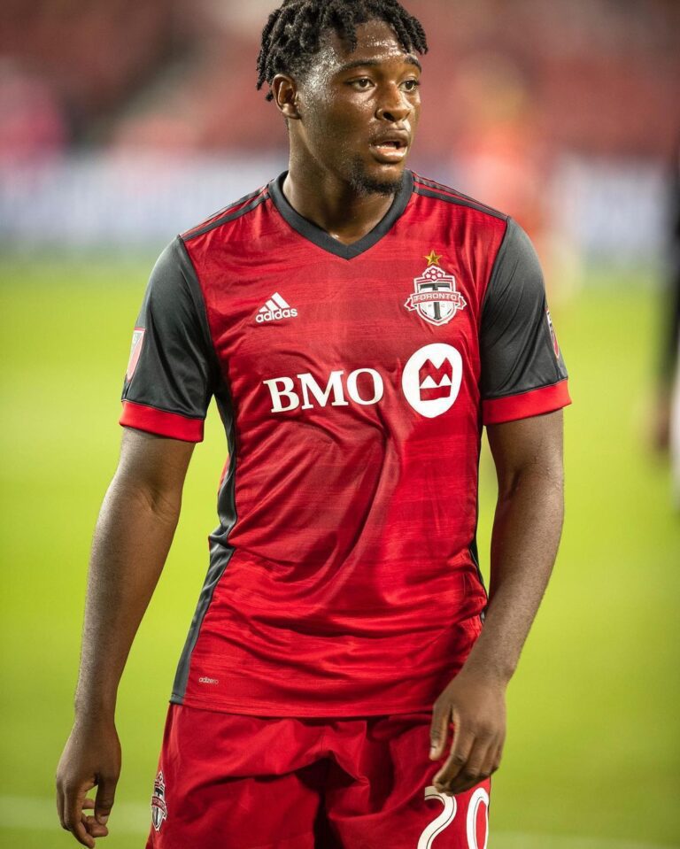 Atacante do Toronto FC na mira do futebol turco