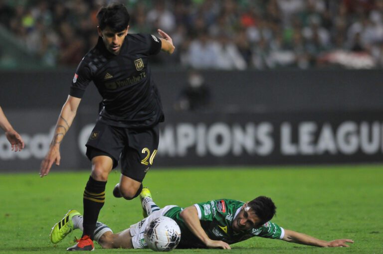 D.C. United fecha com atacante do LAFC