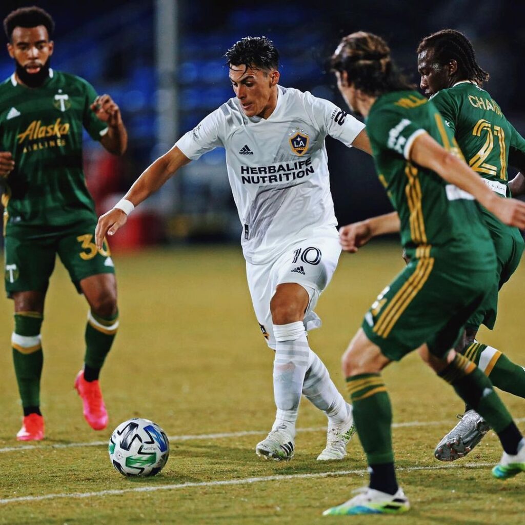 Los Angeles Galaxy ainda sonha com a permanência de craque argentino na sua equiep