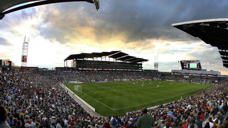 Jogadores do Rapids doam parte do bônus de vitória para combater COVID-19