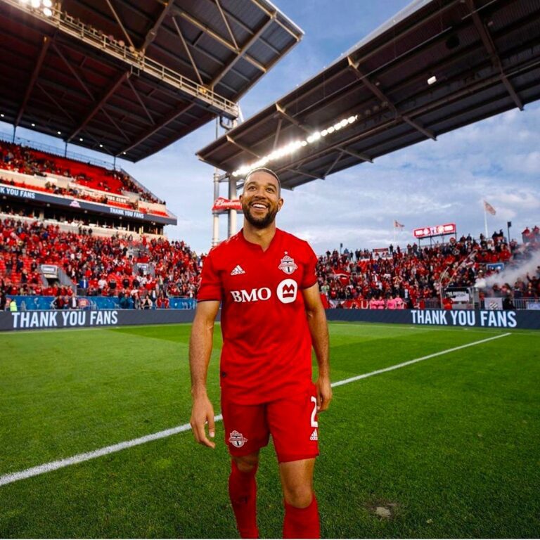 Com novo técnico, lateral projeta ano do Toronto FC