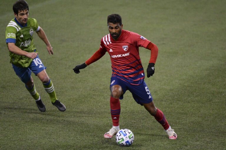 Oficial: Thiago Santos deixa FC Dallas rumo ao Grêmio