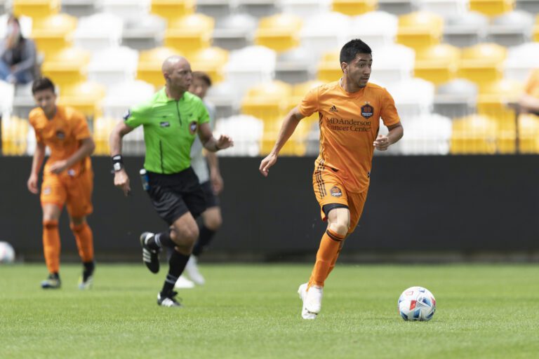 Pré-temporada: Houston Dynamo vence mais uma e Whitecaps passa pelo Real Monarchs