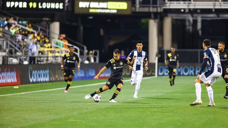 Em jogo frenético, Columbus Crew cede empate no fim para o Monterrey na ida das quartas da Champions League