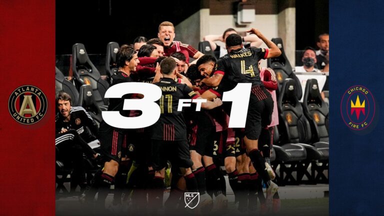 Com golaço de Barco e erro de goleiro, Atlanta United vence Chicago Fire em casa