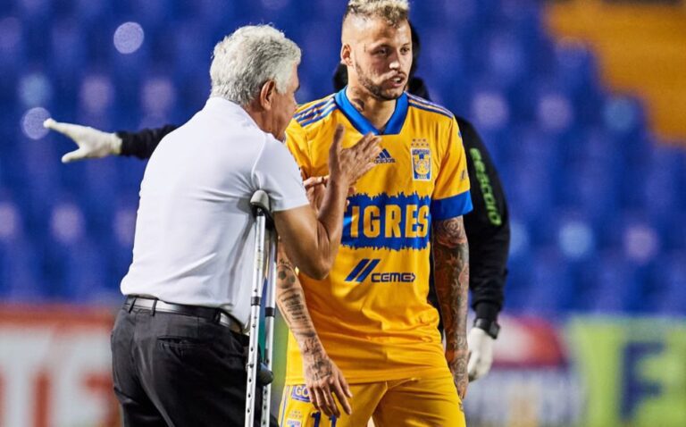 Fuera de Juego: Nico López é uma piada para Tuca Ferretti