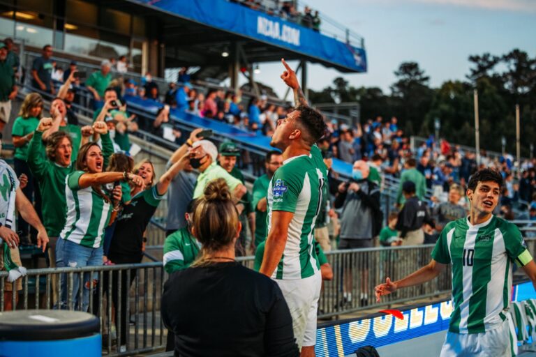 College Soccer: Marshall, com cinco brasileiros em campo, faz história e enfrenta Indiana em sua primeira final