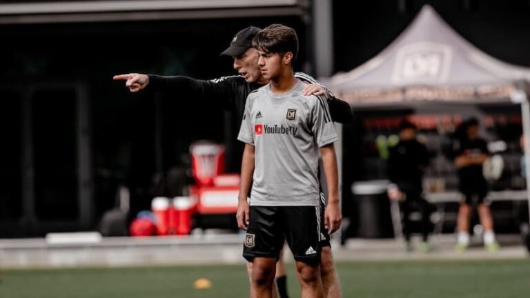 Las Vegas Lights assina com quatro jogadores da base do LAFC