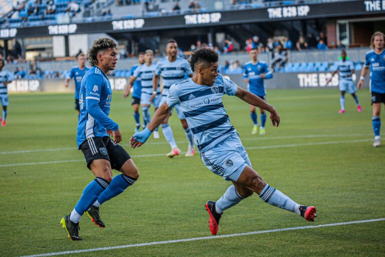 Sporting Kansas City derrota SJ Earthquakes e sobe para a vice-liderança no Oeste