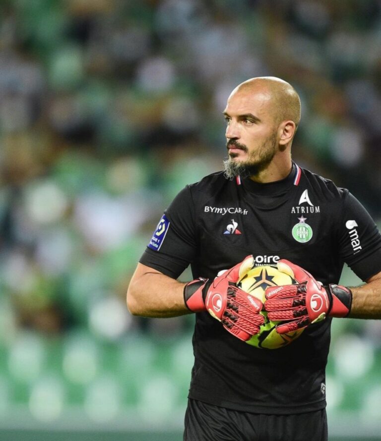 Goleiro francês desperta interesse em time da MLS