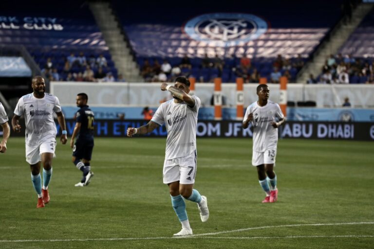 Talles Magno é titular, Thiago Andrade marca, mas New York City perde para o líder New England Revolution