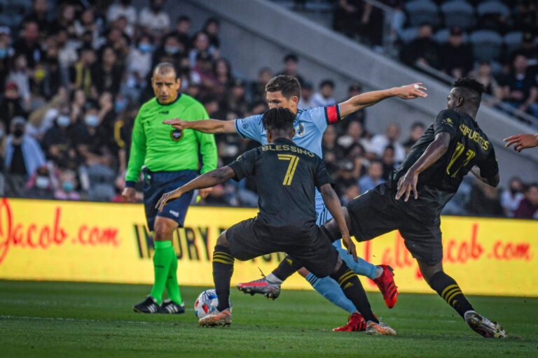 Gol nos acréscimos garante empate do Minnesota United contra o LAFC