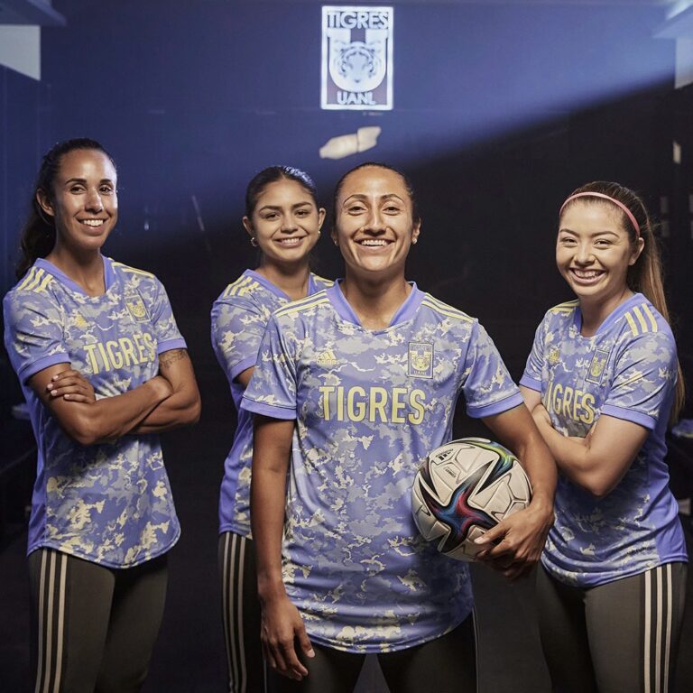 Tigres/MX lança uniforme exclusivo para time feminino