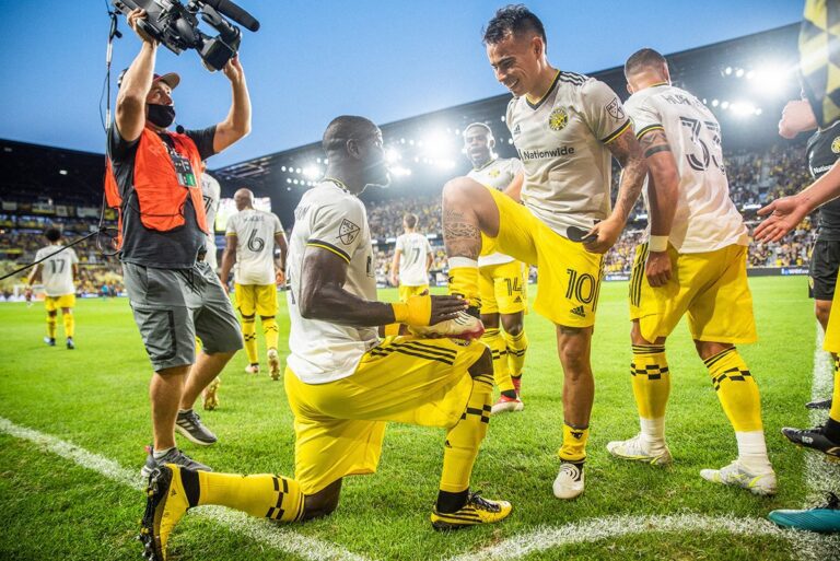 Columbus Crew consegue passar pelo New York City e garante primeira vitória em novo estádio