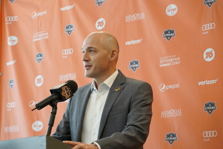 Houston Dynamo anuncia saída de principal dirigente da franquia