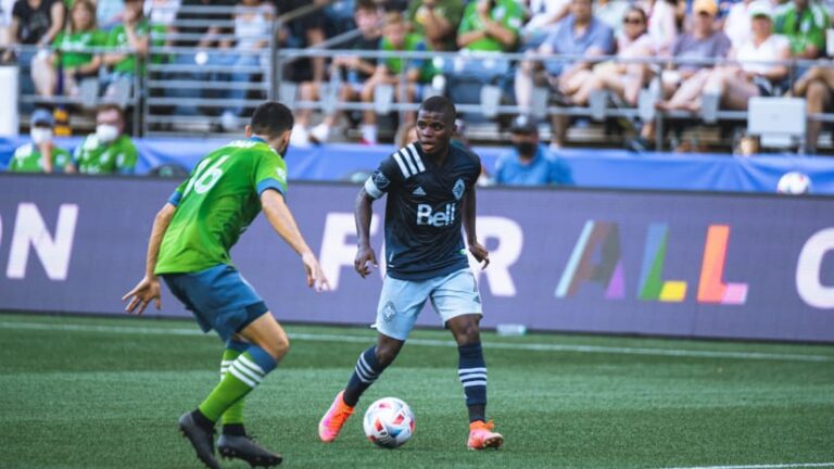 Seattle Sounders e Vancouver Whitecaps se enfrentam