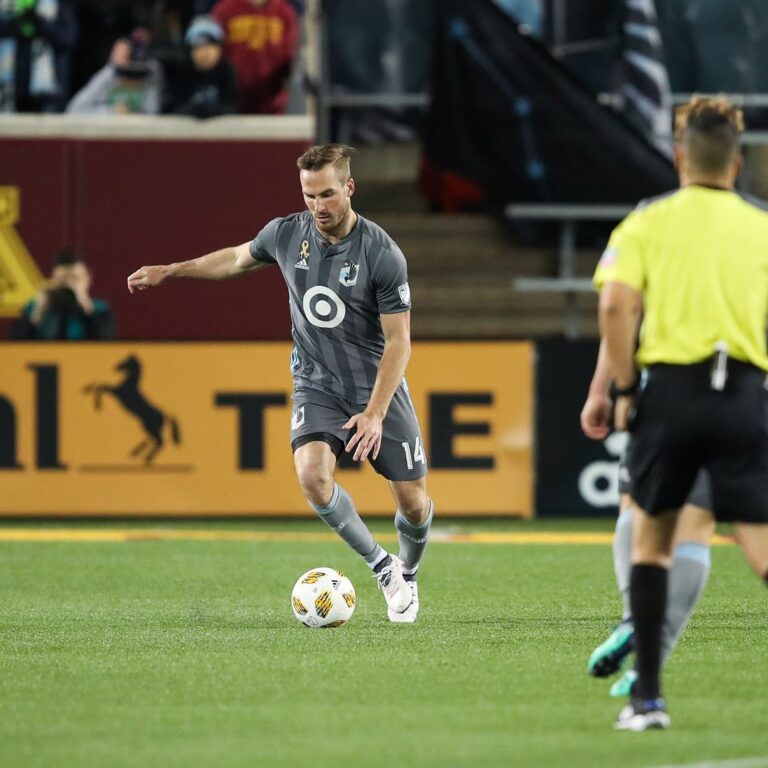 Minnesota United muda de ideia e recontrata zagueiro liberado na última temporada