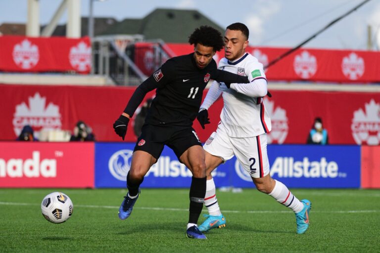 Canadá vence Estados Unidos, segue na liderança e se aproxima de carimbar vaga na Copa do Mundo