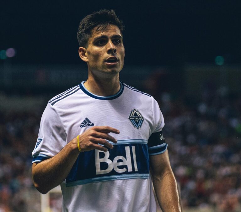 Vancouver Whitecaps anuncia extensão contratual com artilheiro