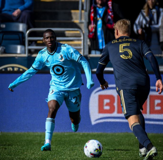 Minnesota United sai na frente, mas Philadelphia Union garante empate em jogo de abertura da MLS