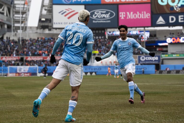 Brasileiros se destacam e New York City FC goleia o CF Montréal no Yankee Stadium