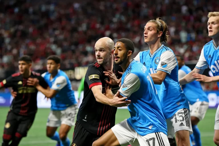 Nos acréscimos, Atlanta United vence o Charlotte FC, que segue sem vitórias na MLS