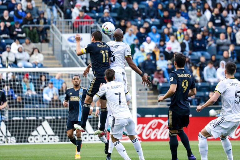 Philadelphia Union vence Columbus Crew e se mantém na liderança da Conferência Leste