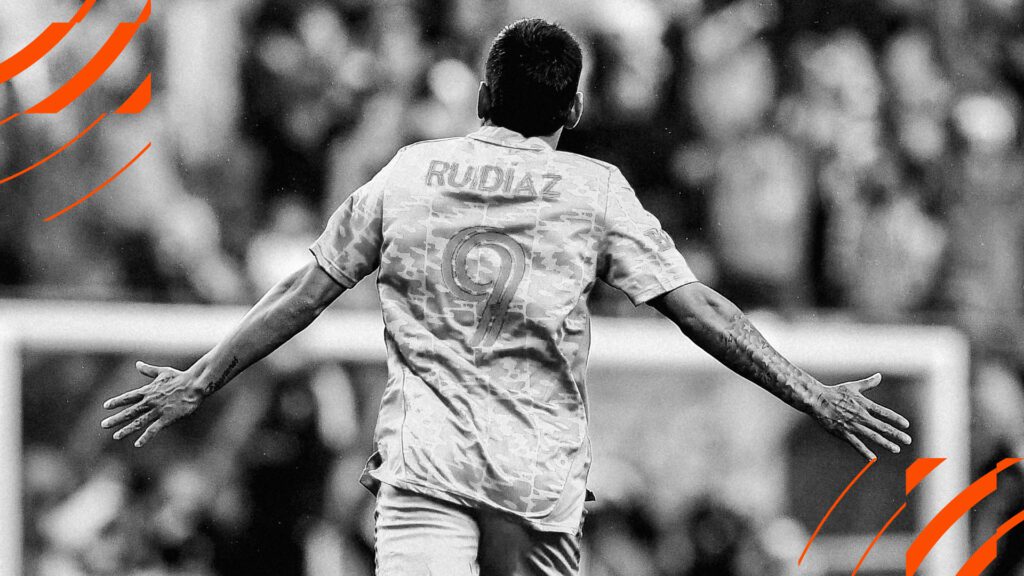 Ruidíaz marca o gol da virada para o Seattle Sounders contra o Charlotte FC
