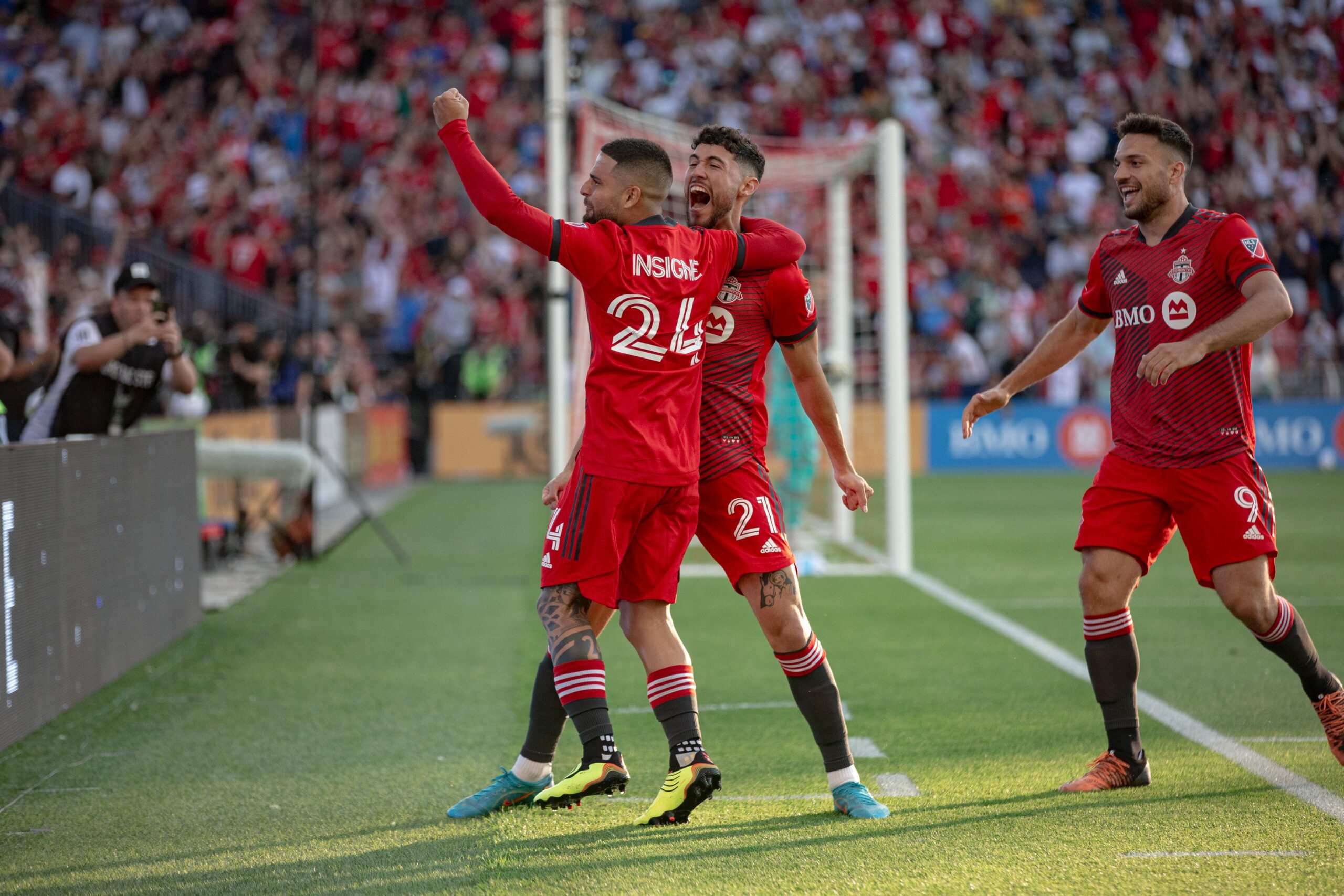 Toronto FC goleia Charlotte FC nas estreias de Insigne e Bernardeschi