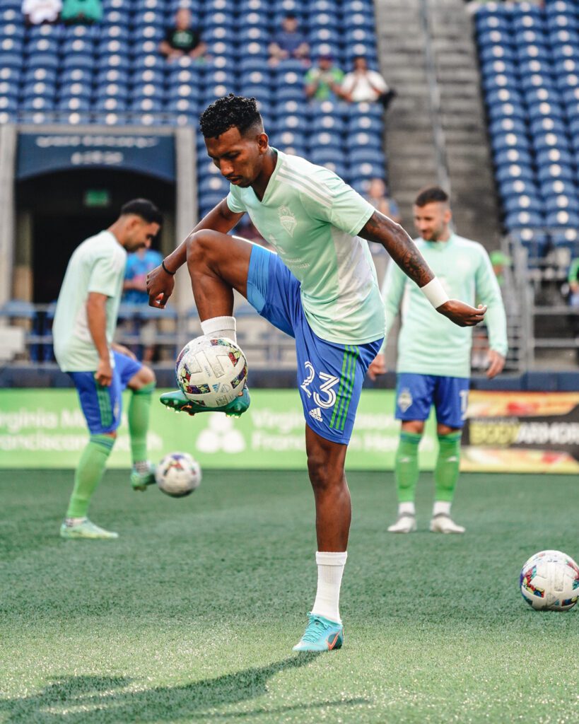 Seattel Sounder - Leo Chú