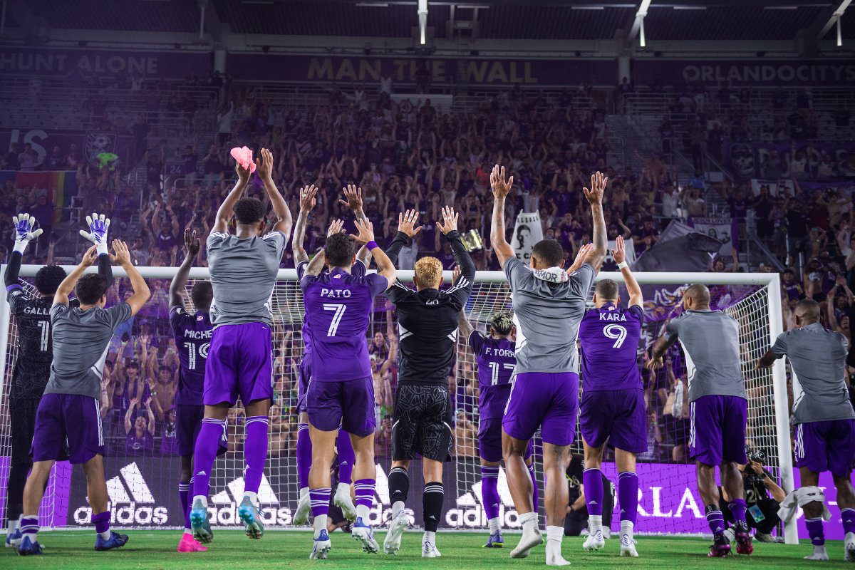 Diferente de outros anos, Orlando City está próximo de seu primeiro título sem a presença de jogadores badalados