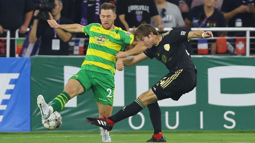 Louisville City e Tampa Bay Rowdies se tornaram rivais competitivos na USL Championship. (Foto: Louisville City)