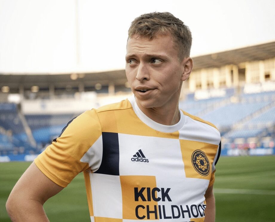 Alistair Johnston / Instagram