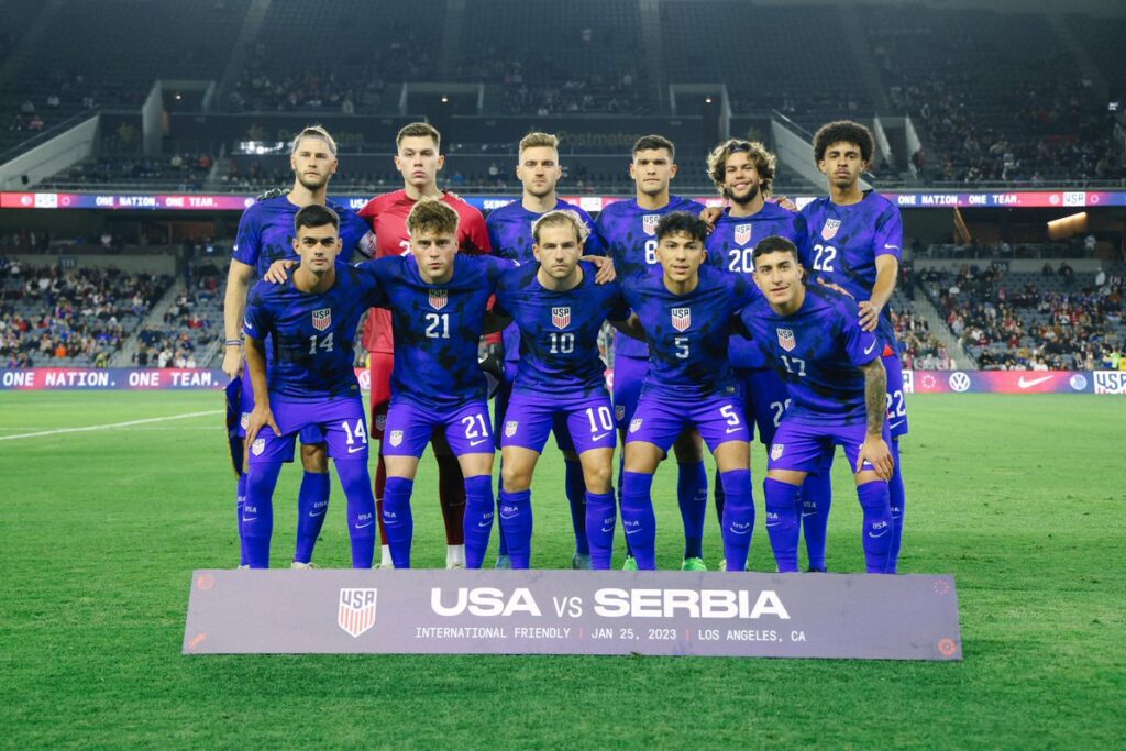 EUA Servia USMNT
