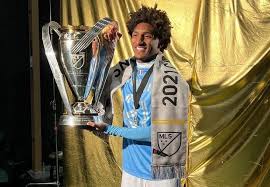 Talles Magno fala sobre encontro com Lionel Messi: “foi um momento único”