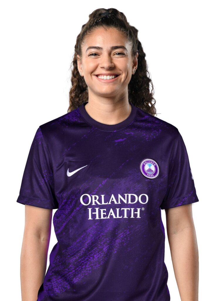 Angelina é anunciada pelo Orlando Pride e terá Marta como companheira de time