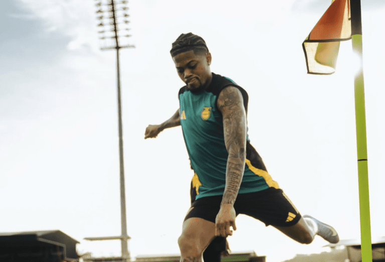 Leon Bailey - jogador da Jamaica (Concacaf)