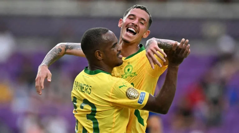 📸 Imagem de capa: Mamelodi Sundowns / Reprodução