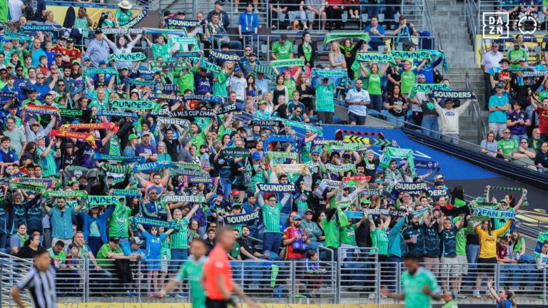 Sounders lutam até o fim, mas estreiam com derrota no Mundial diante do Botafogo