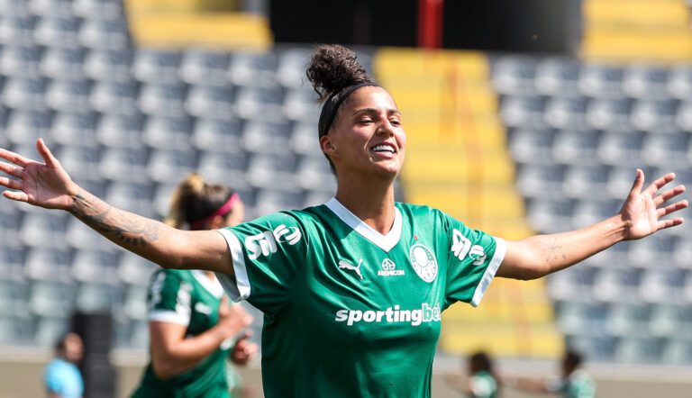 Palmeiras negocia Amanda Gutierres com clube da NWSL por valor recorde
